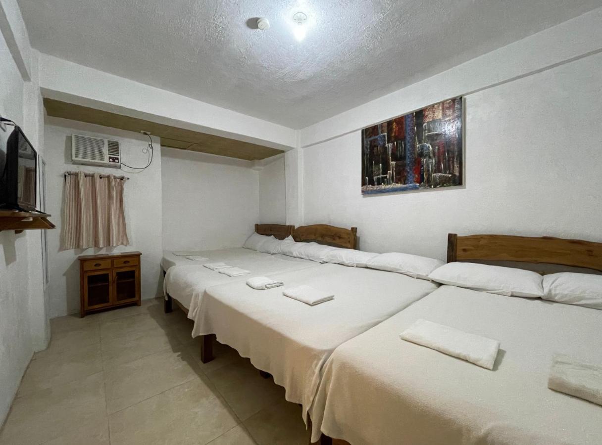 Akkaw Baler Hometel Habitación foto