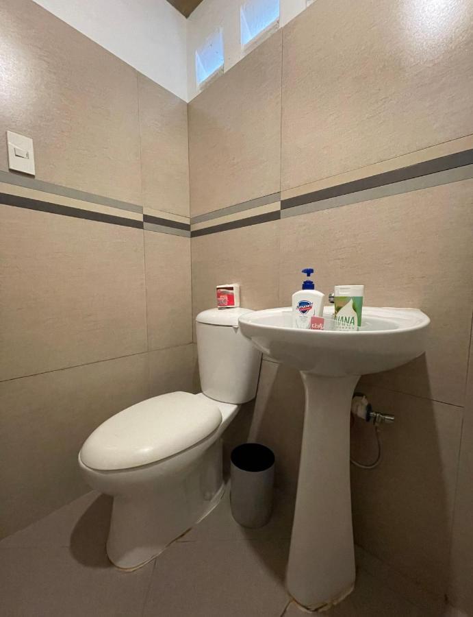 Akkaw Baler Hometel Habitación foto
