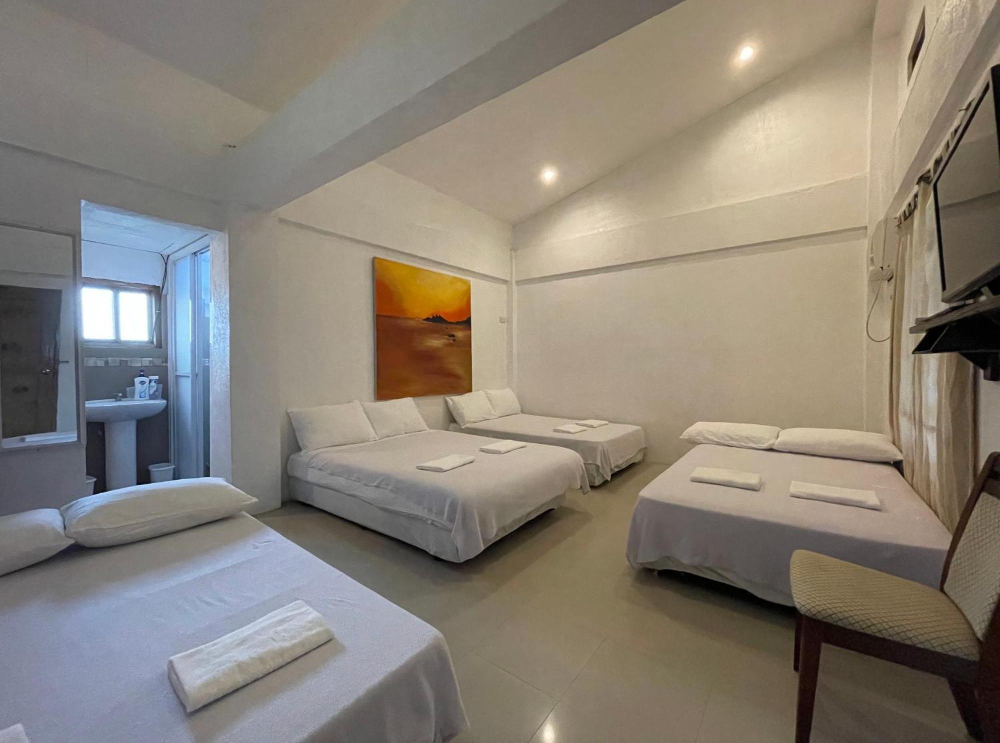 Akkaw Baler Hometel Habitación foto